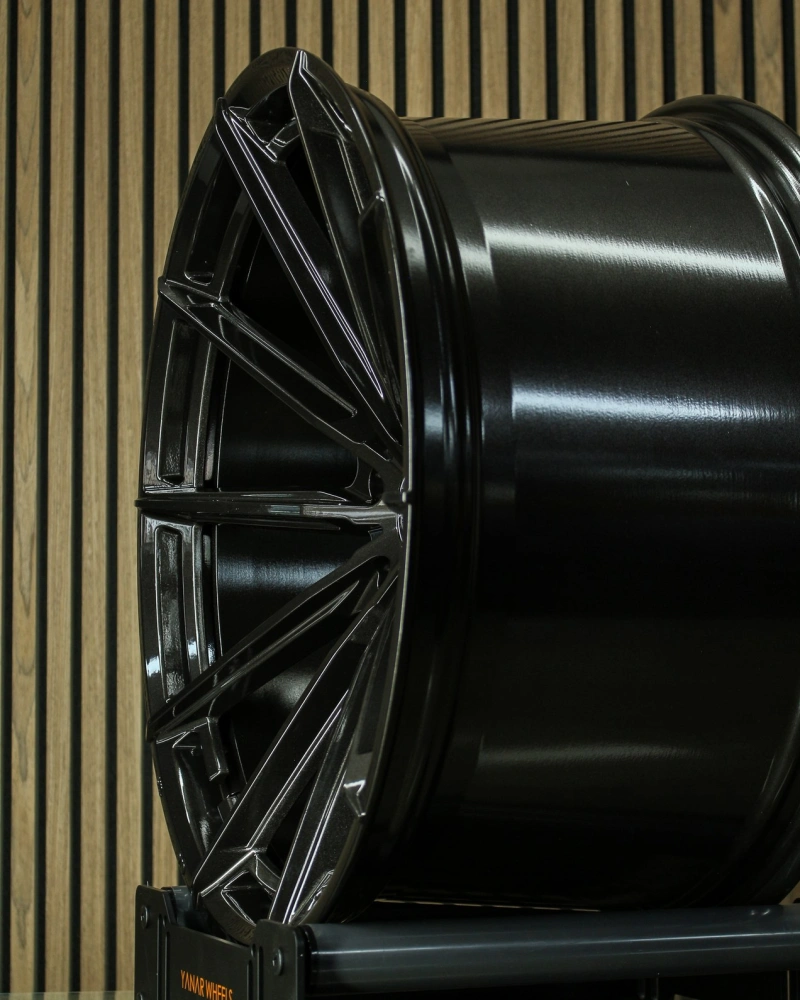 Sada alu kol Yanar Wheels YF.14 Flow Forged 20″/21″ ET12 – Dark Anthracite (4 ks)