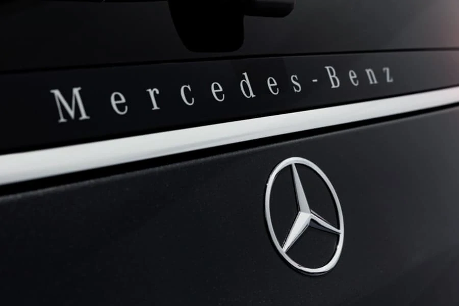 Lišta pátých dveří Mercedes-Benz W447 V-Class 2014+